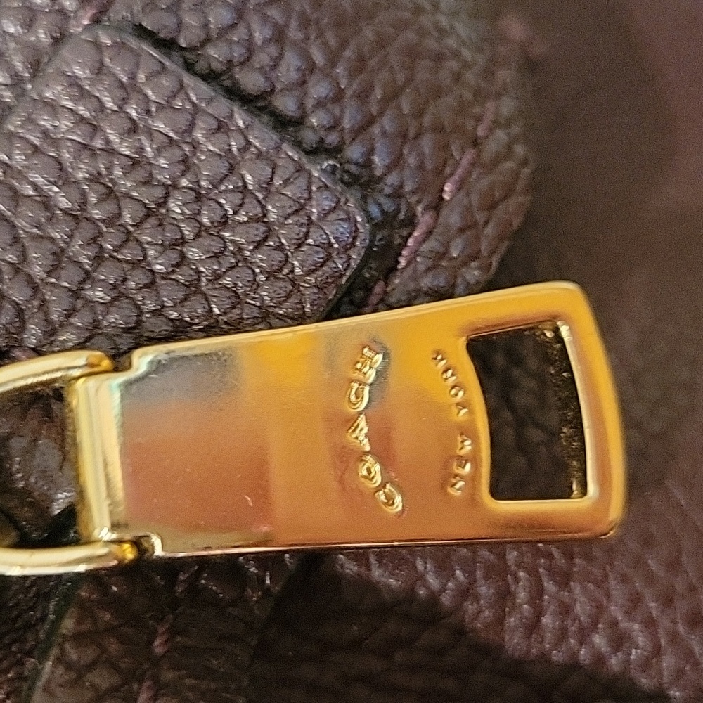 Brown/Burgundy Coach Shoulder Bag - Picture 9 of 10